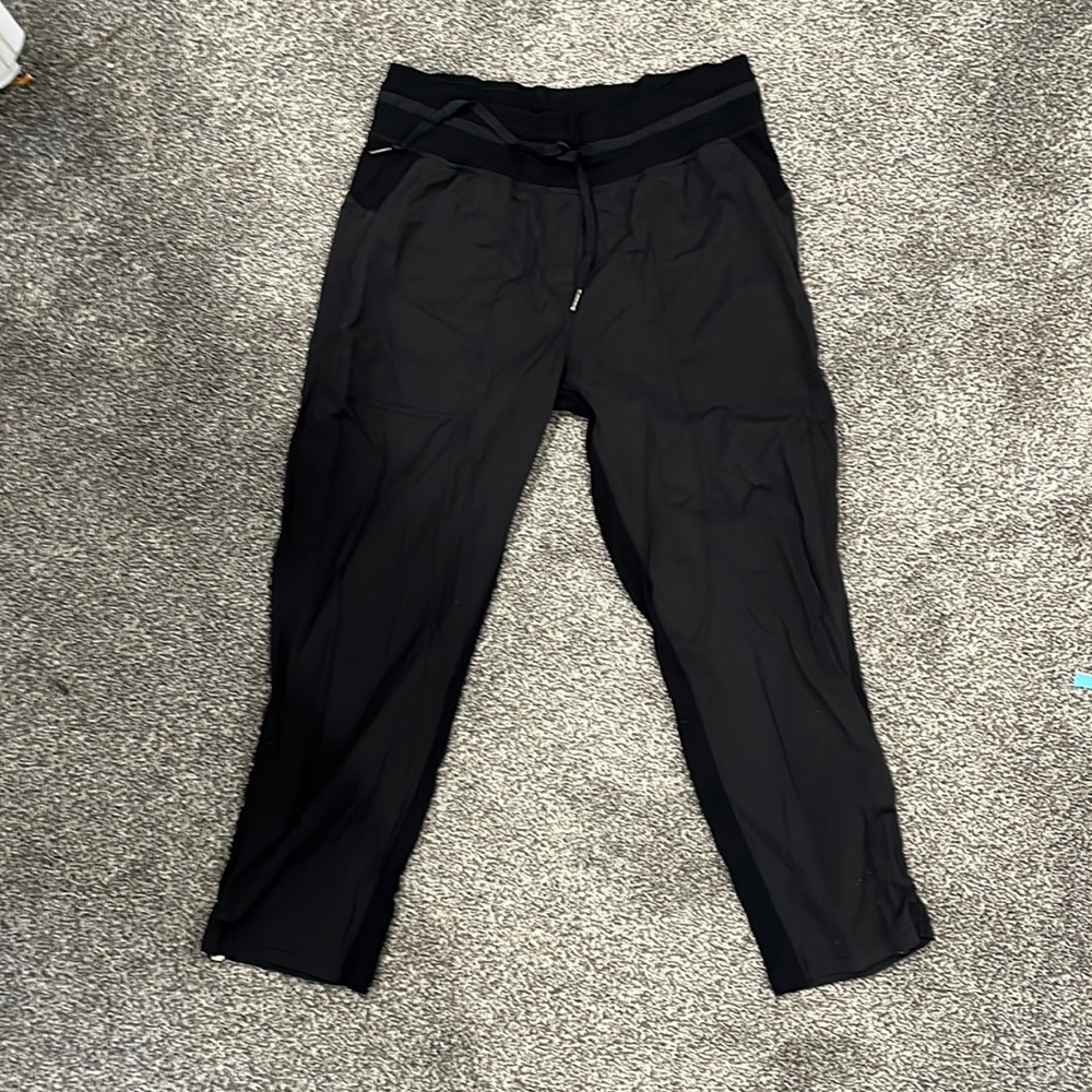 Lululemon Joggers size 8